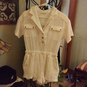 Women's white crochet romper  size S by New In  ~Like New!